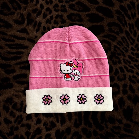 Hello Kitty Accessories - Hello Kitty Pink + White Floral Striped Beanie